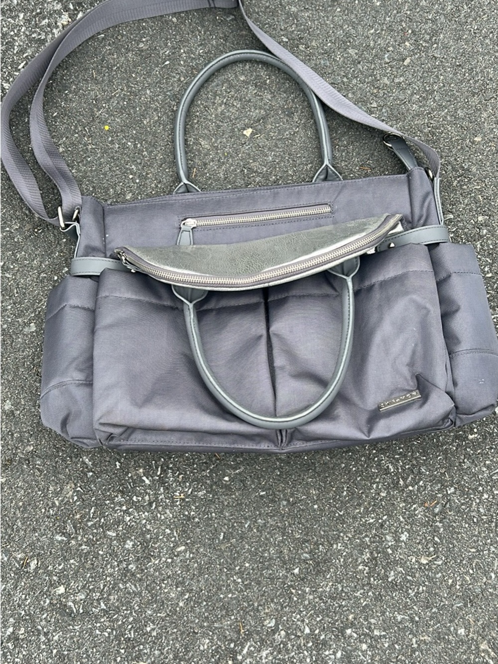 Skip hop downtown chic diaper bag